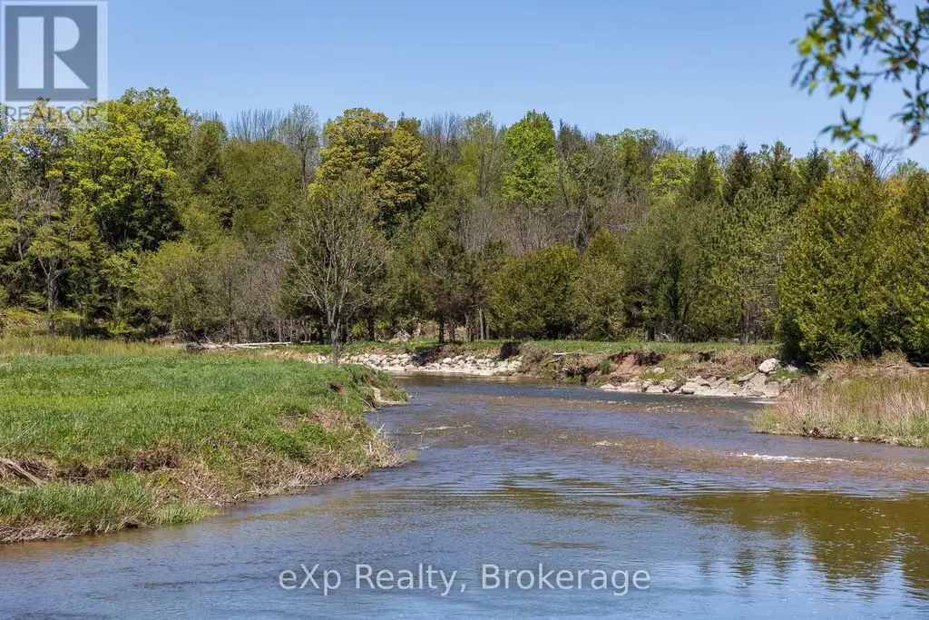 157659 7th Line, Meaford